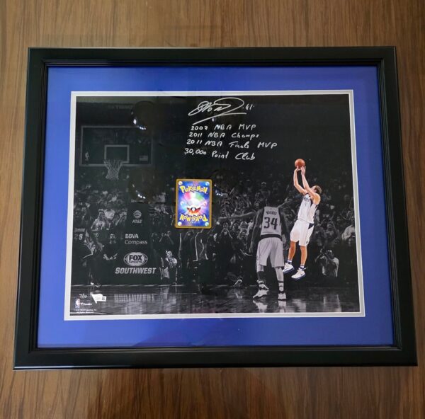Ultra-Rare Dirk Nowitzki Signed & Inscribed 16x20 Photo Framed Fanatics Authenticated - Image 2