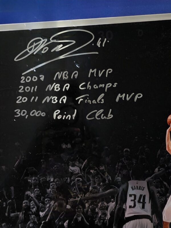 Ultra-Rare Dirk Nowitzki Signed & Inscribed 16x20 Photo Framed Fanatics Authenticated - Image 5
