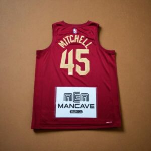 Donavan Mitchell Signed Nike Swingman Jersey (71pts game jersey)